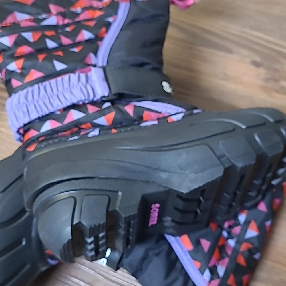 Sorel‎ Black Kids' Snow Boots with Pink & Purple Triangle Print